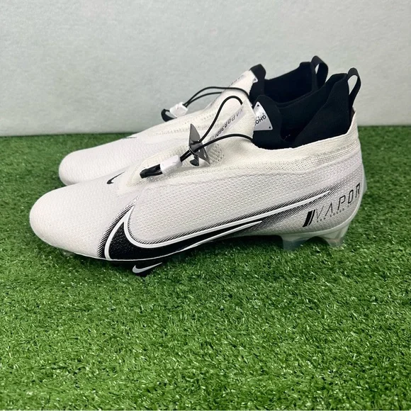 Nike | Shoes | Nike Vapor Edge Elite 36 Flyknit Football  display picture 1